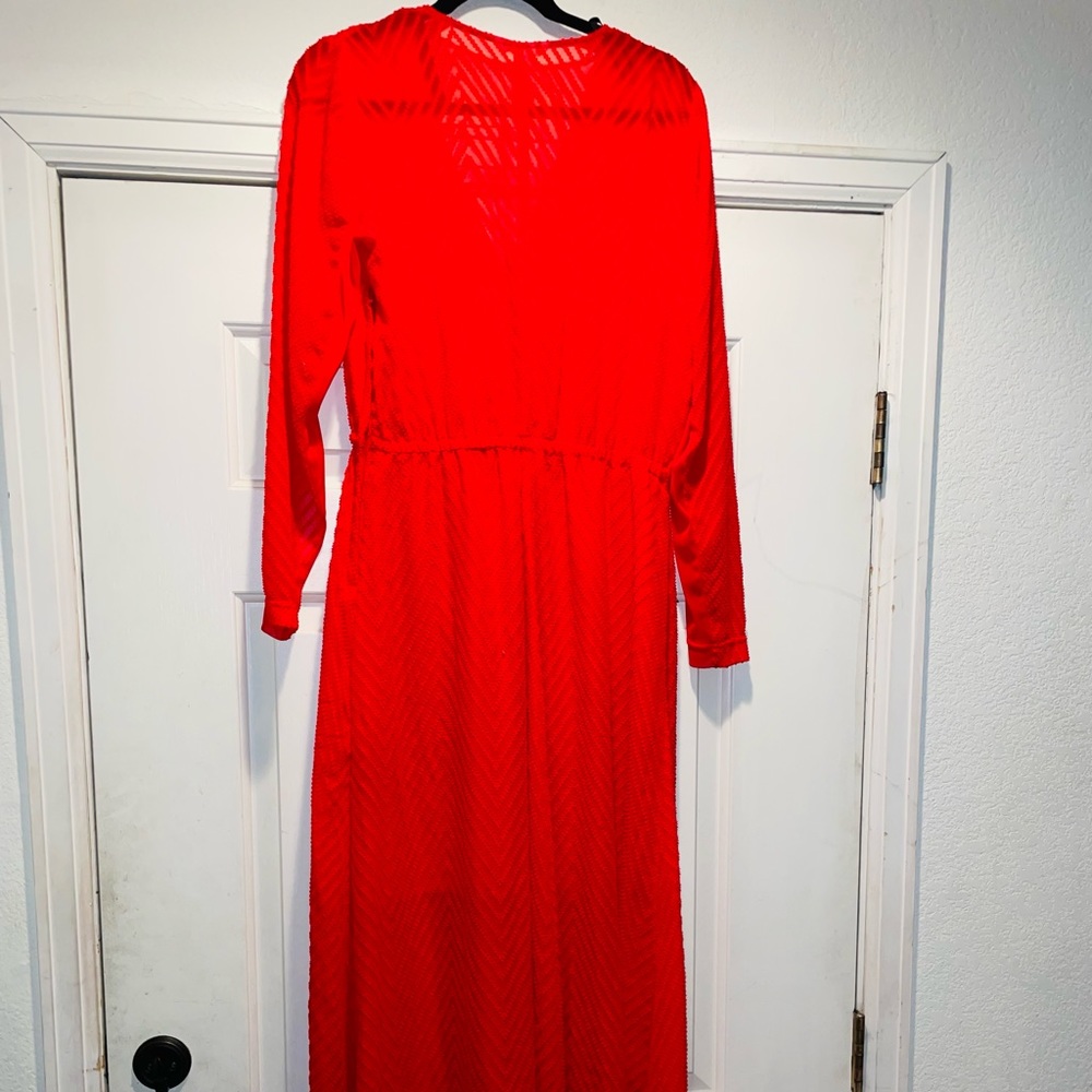 ๐ H&M long sleeve maxi red dress ๐ - Picture 2 of 10